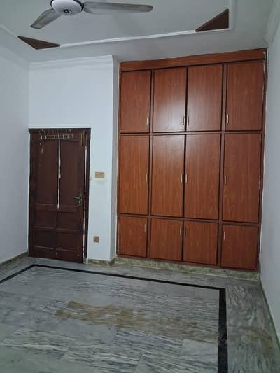 5Marla 2.5 story available for rent Ghauri town pahse 4a