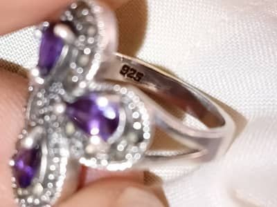 "Vintage 925 Sterling Silver Ring with Amethyst & Marcasite Stones"old