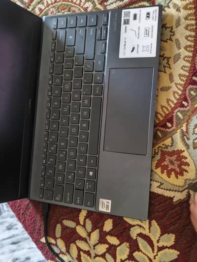 ASUS ZENBOOK 14
