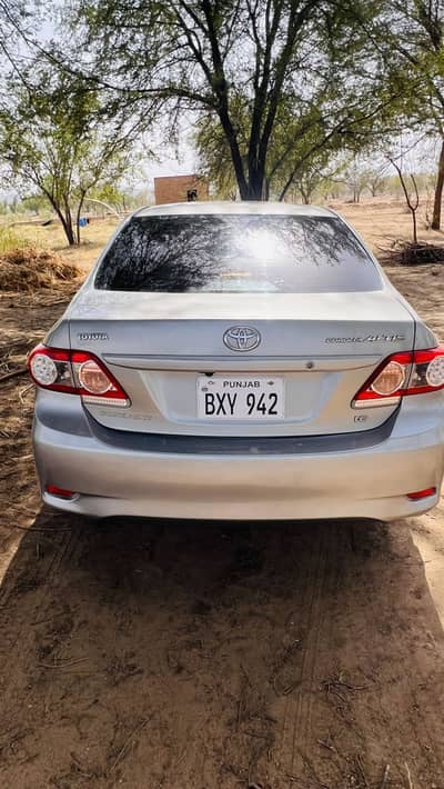 Toyota Corolla Altis 2013