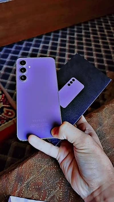 Samsung Mobile S23 FE Purple