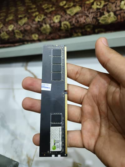 2× 4GB ram DDR4 Ram 2400 mhz