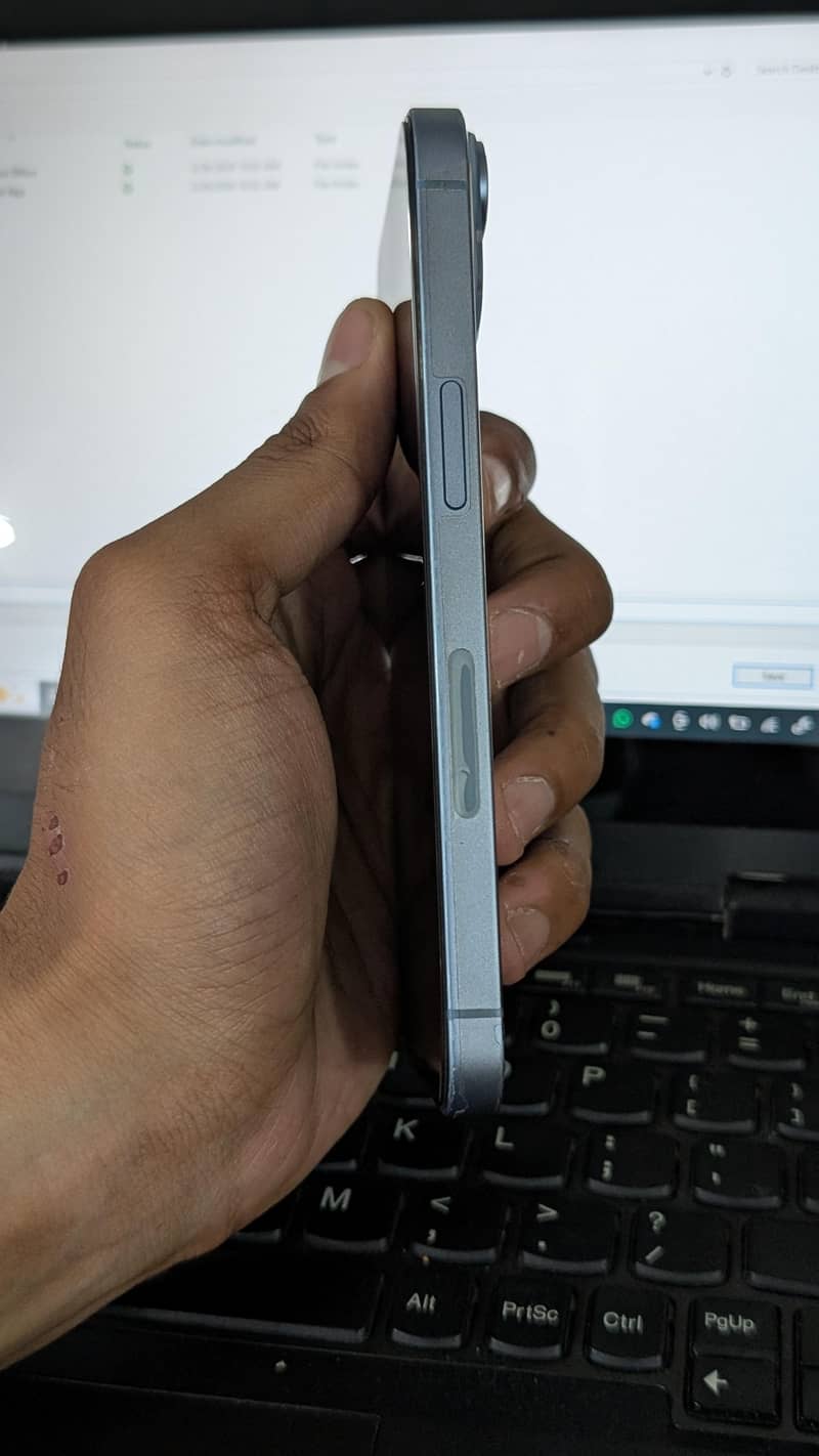 Apple iPhone 14 4