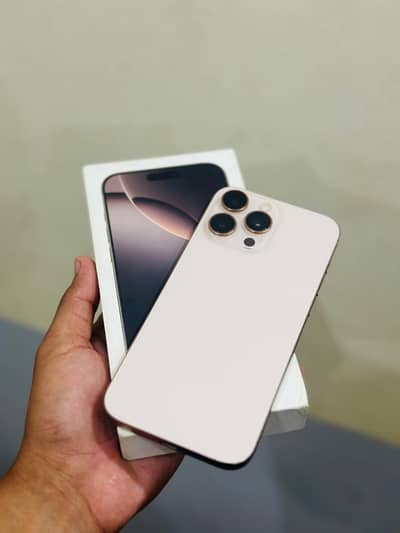 Apple iPhone 16 Pro Max