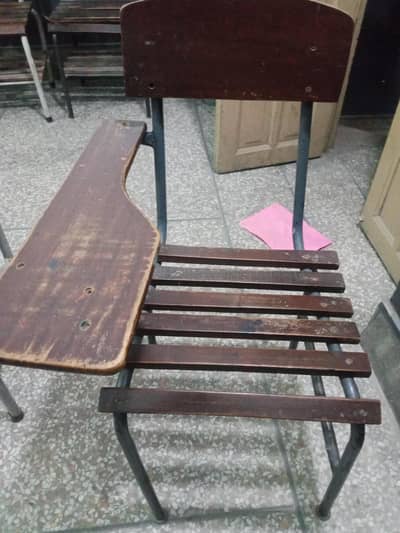 school and college chairs