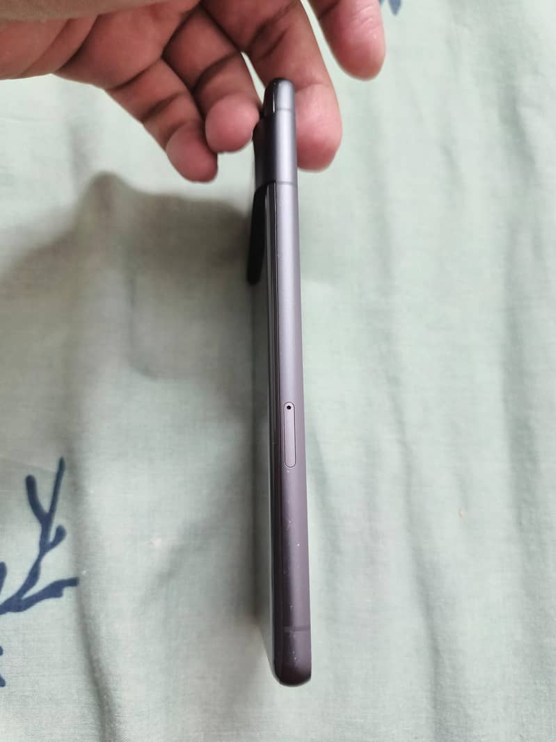 Google Pixel 7 4