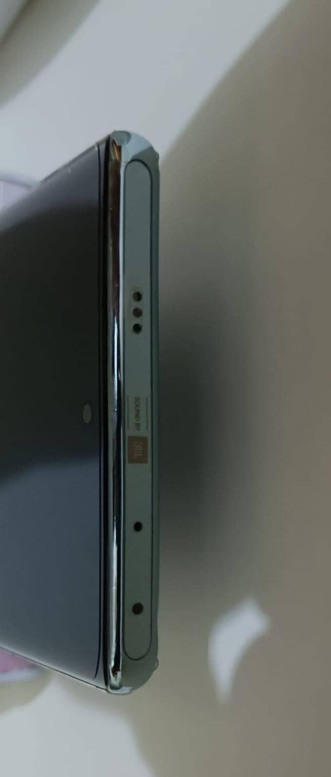 Infinix Zero 40 9