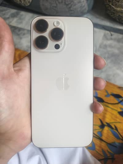 Apple iPhone 16 Pro Max