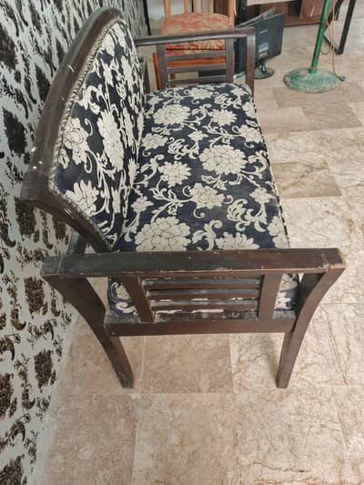 7 seater wooden sofa used