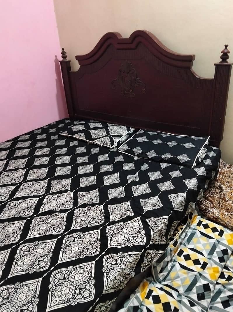without mattress 0