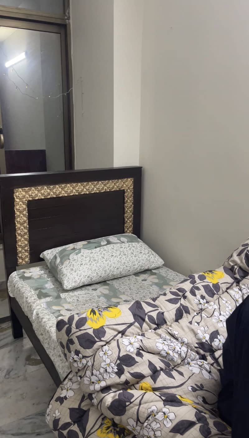 2 Single Bed 1