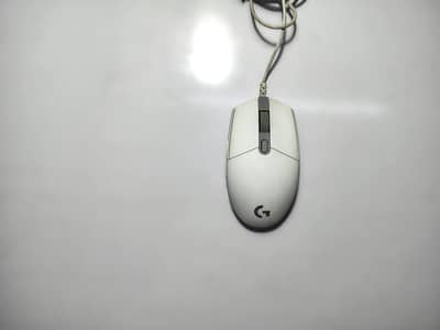 Logitech G203 LightSync Wired Gaming Mouse (White) used