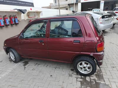 Daihatsu Cuore 2002