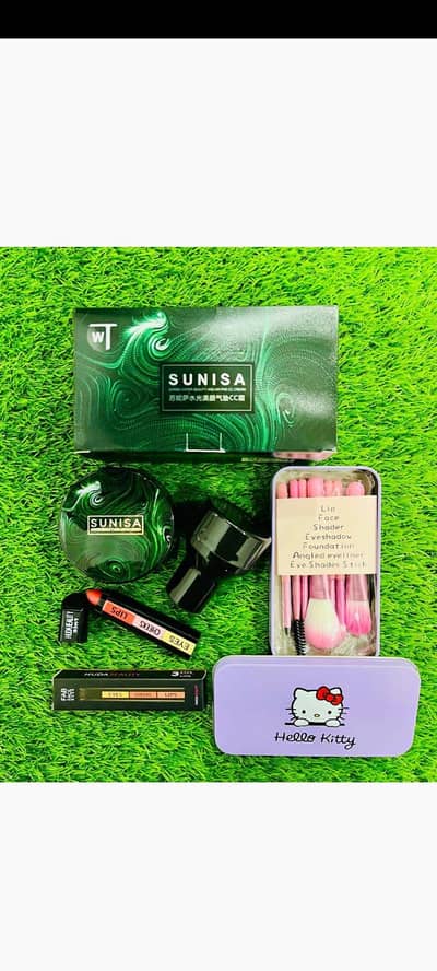 Product Name*: Ultimate 3 in 1 Makeup Set with Brushes & Lipsticks