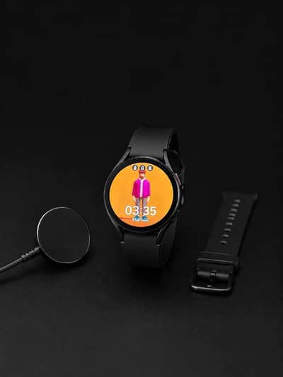 Samsung Galaxy watch 6 44mm, original charger and strap