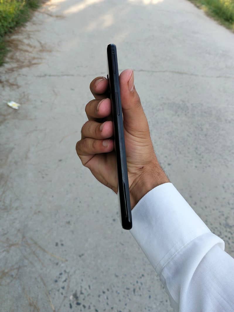 One Plus 6T 1