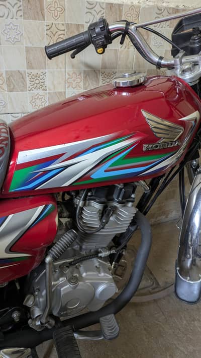 Honda 125 Fuel Tank