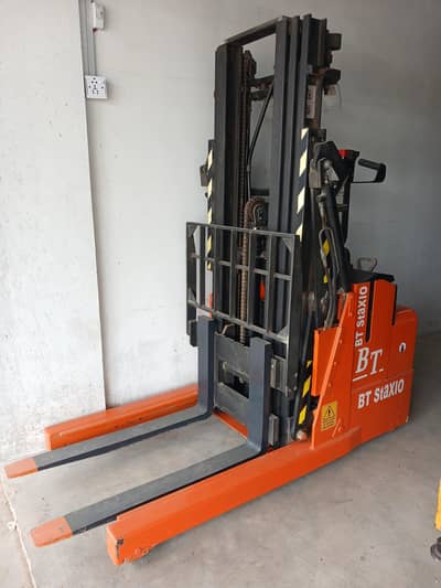 BT StaxIo 1200kg BT Stacker Lifter Availbale For Sale