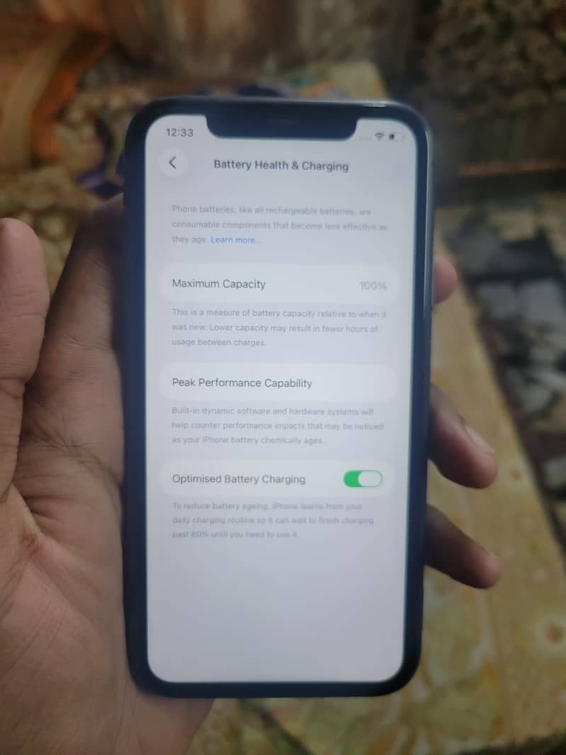Apple iPhone 11 4