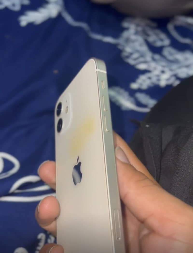 Apple iPhone 2