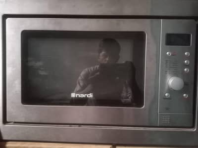 Nardi Microwave Oven