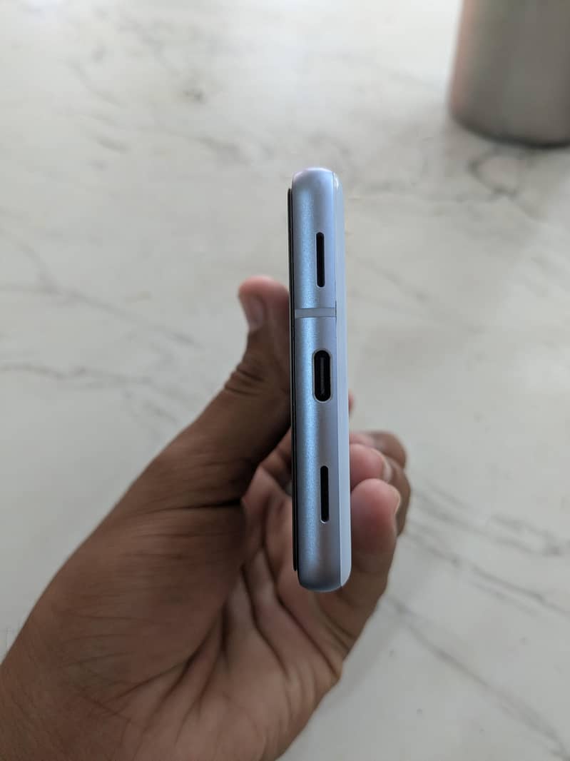 Google Pixel 7a 6
