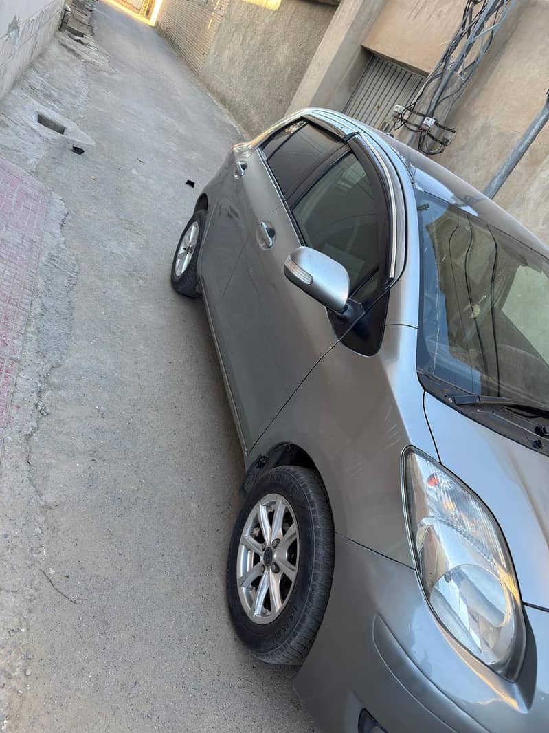 Toyota vitz 7