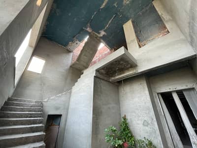 20 MARLA GREY STRUCTURE WITH BASEMENT FOR SALE IN H BLOCK LDA AVENUE 01