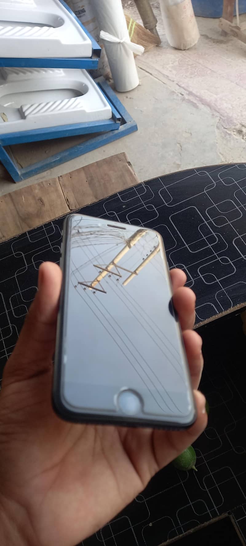 Apple iPhone 7 2