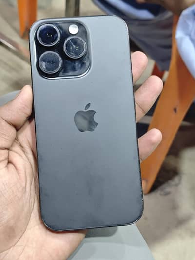 Apple iPhone 16 Pro