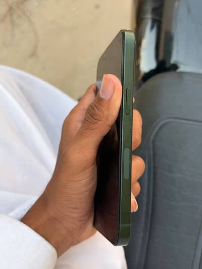iPhone 13 hai 128gb condition for sale 10.8. 5