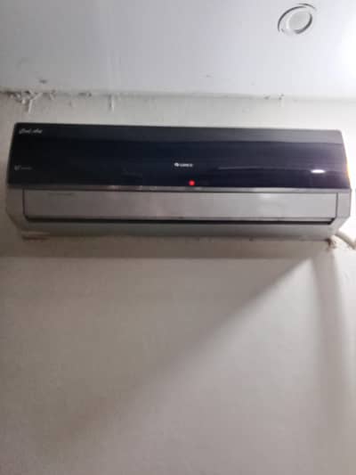 GREE 1.5 INVERTER AC