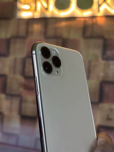 Apple iPhone 11 Pro Factory unlock