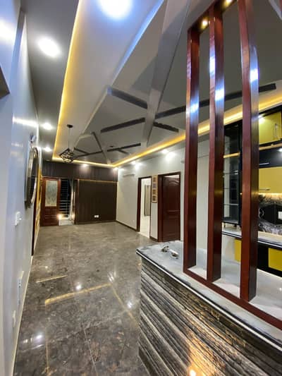 Beautiful Flat Available Ready to Move