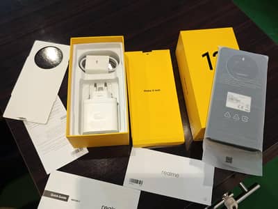 Realme 12