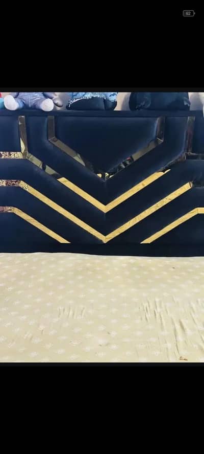website table with mattress