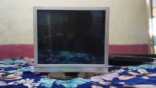 Belinea original lcd with the size of 15 by 12 inch.