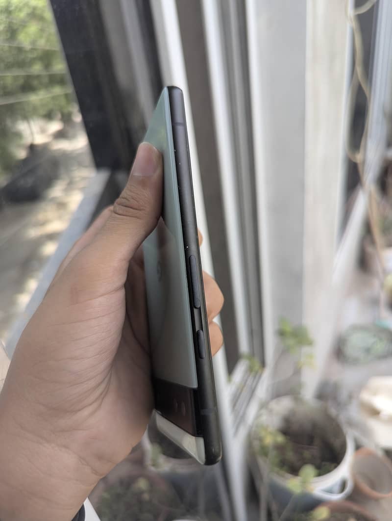 Google Pixel 6a 4