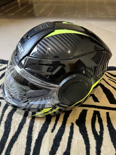 LS2 FF902 scope skid black H-V  yellow helmet