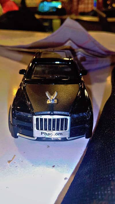 Rolls Royce Phantom diecast model car.