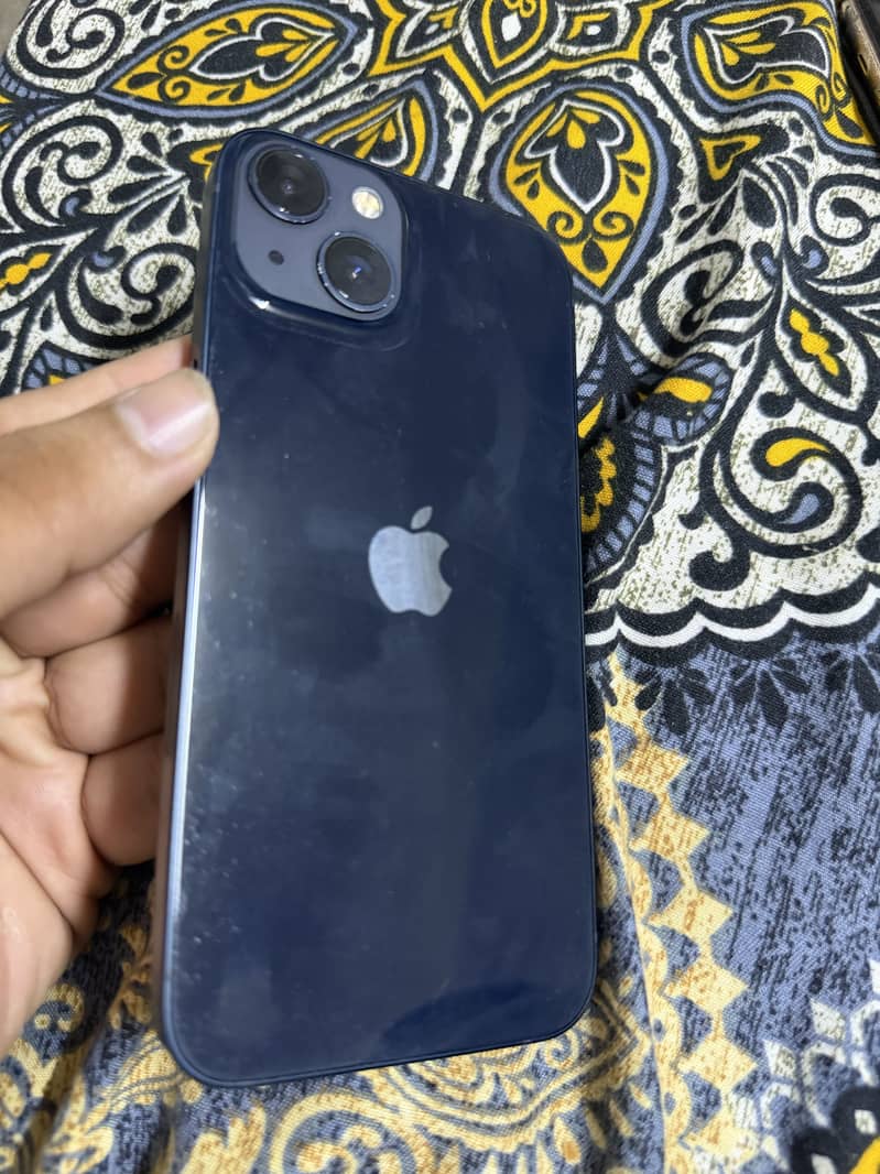 Apple iPhone 13 2