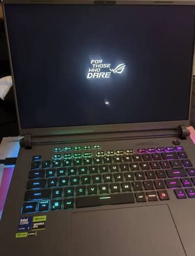 ASUS ROG STRIXG16highend gaming & renderinglaptop rtx5060 i7 14650HX