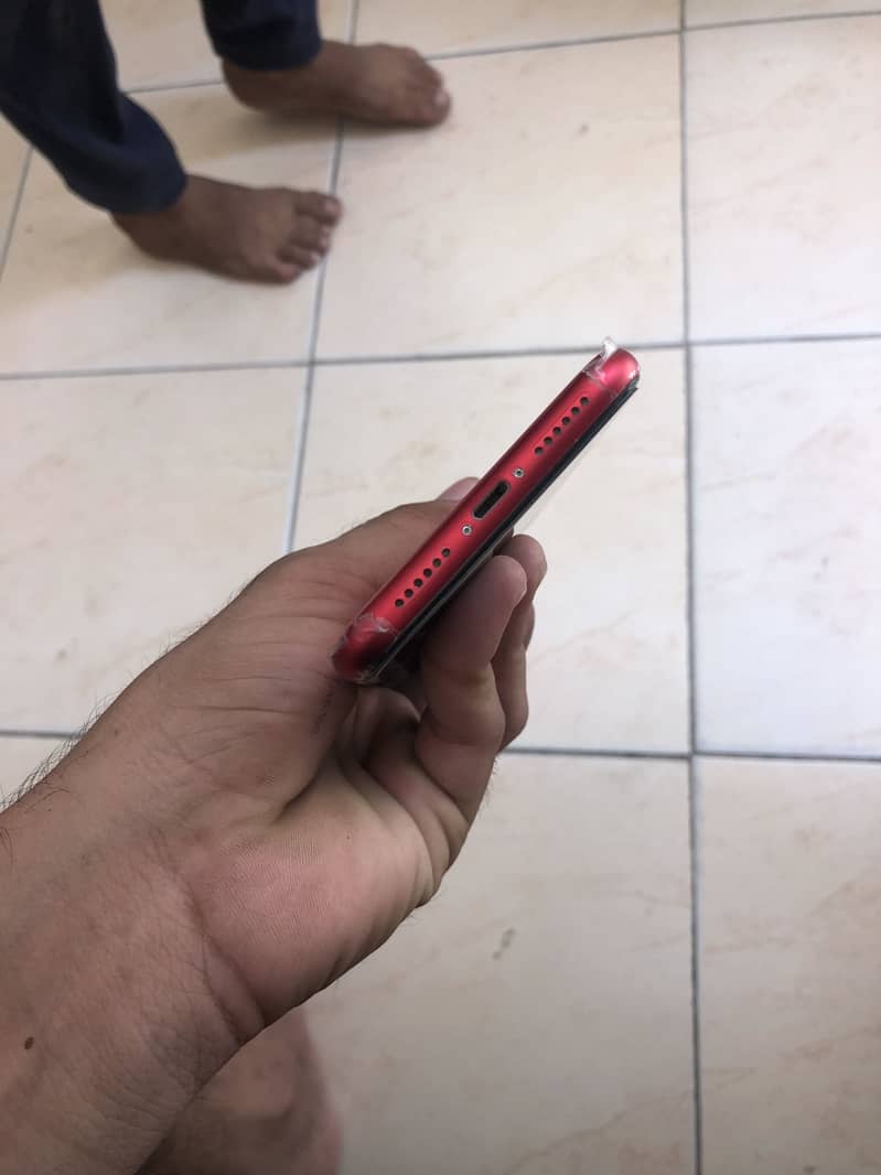 Apple iPhone 11 7