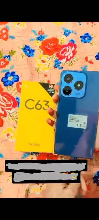 Realme C63