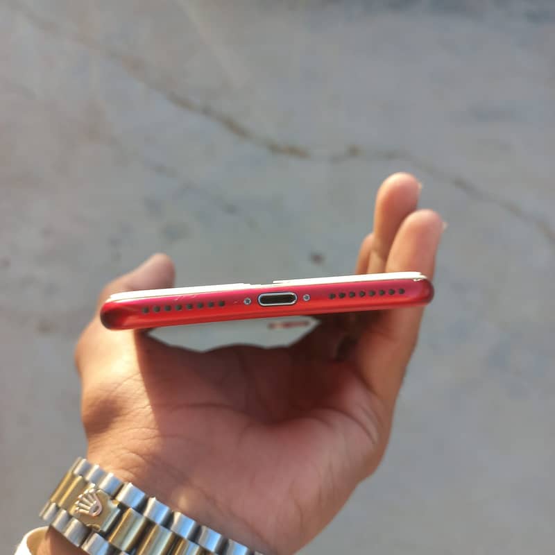 Apple iPhone 7 Plus 2