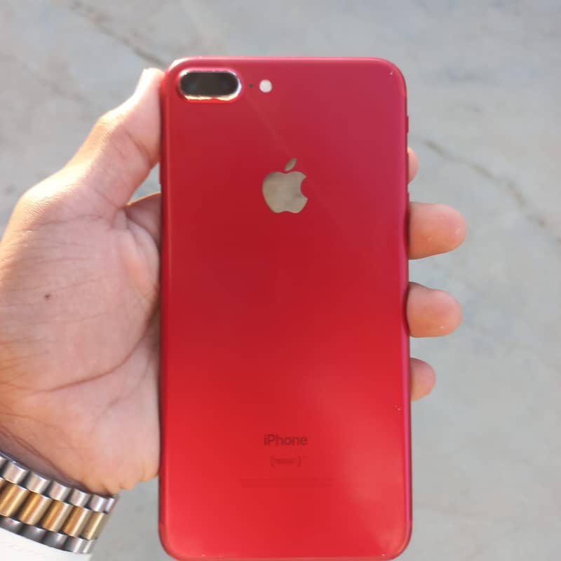 Apple iPhone 7 Plus 3