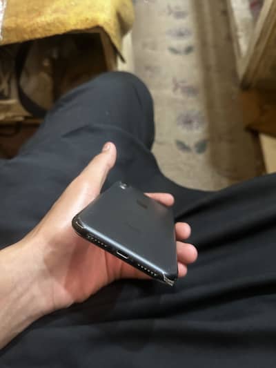 Apple iPhone XR jv 10 10 condition water pak 64 gb