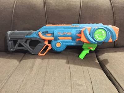 FLIPSHOT 32 NERF GUN NO PHYSICAL DAMAGE OR INTERNAL DAMAGE