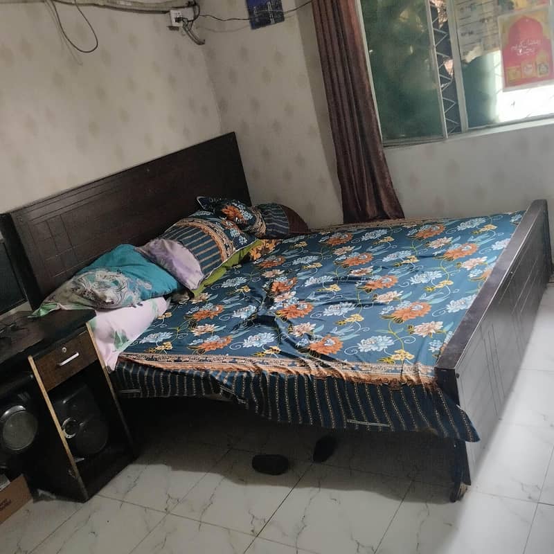 king size bed 1