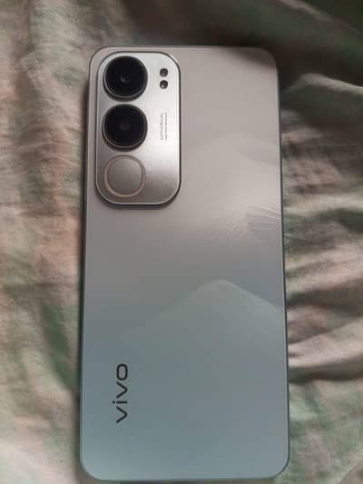 Vivo Y19s
